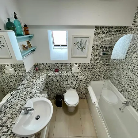 Bright 1 Bed Flat Near Cabot Circus Apartment Bristol Room photo