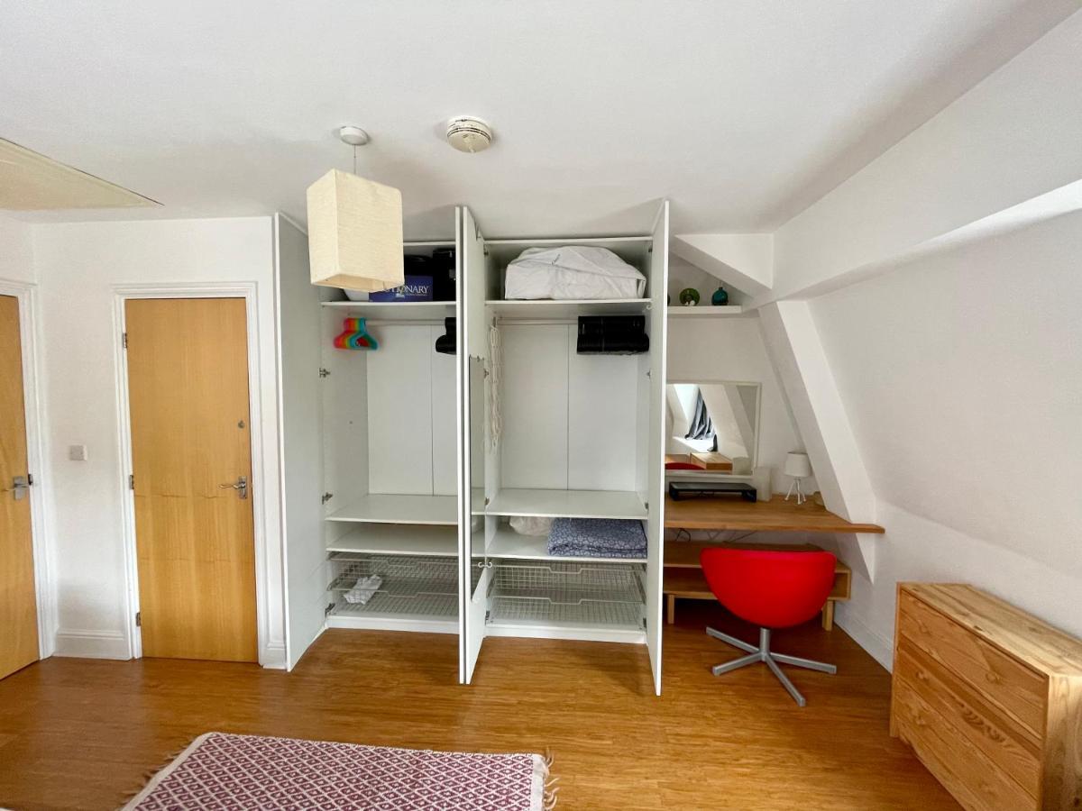 Apartment Bright 1 Bed Flat Near Cabot Circus